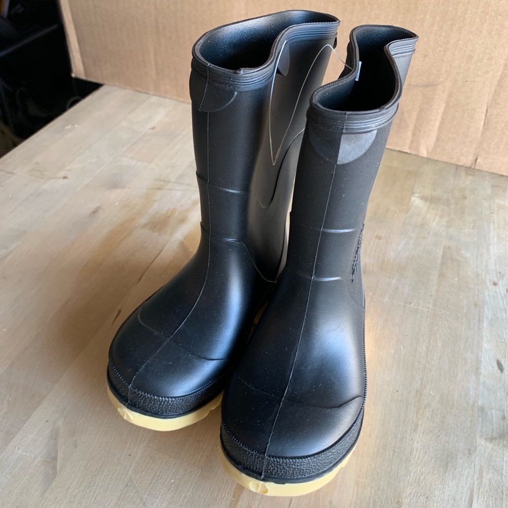 Tingley children’s rain boots.